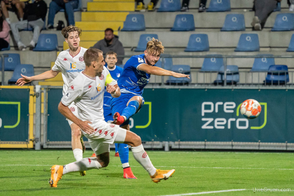 FSV Mainz 05 II, Florian Baehr, Fussball, Regionalliga Suedwest, TSG 1899 Hoffenheim II, U23