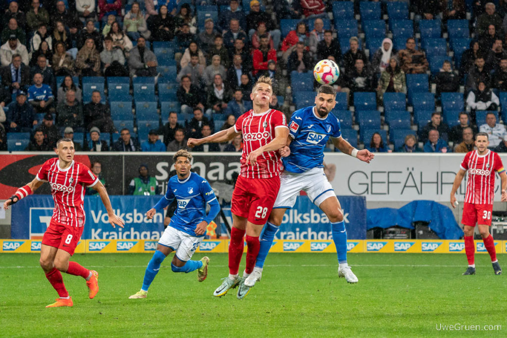 Bundesliga, DFL, Flutlicht, Fussball, Munas Dabbur, SC Freiburg, TSG 1899 Hoffenheim